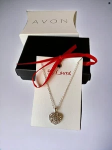 Brand new in-box Avon America heart pendant. Best wishes collection. Loved. E284 - Picture 1 of 4
