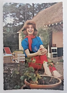 SHEILA : "L'ECOLE EST FINIE" (N°344) Carte Postale Originale ♫ CARRERE ♫ SIXTIES - Picture 1 of 2