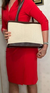 JONES NEW YORK BROWN & CREAM WOVEN BOWLER SHOULDER BAG TOTE SLEEK DESIGN - Picture 1 of 14