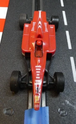 Carrera Profi Vintage Ferrari Formel 1 Slot Car BESCHÄDIGT KS-1913 - Bild 1 von 4