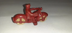 1930s HUBLEY CAST IRON MOTORCYCLE RED 3 "  NICE   FREE USPS - Picture 1 of 2