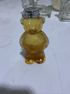 Amber Glass Honey Teddy Bear 4" Tall Cinnamon Sugar / SALT Shaker - Picture 1 of 3