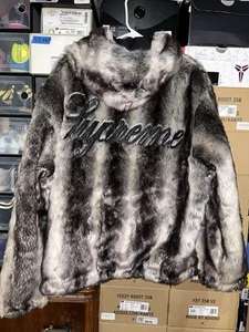 Supreme Faux Fur Reversible Hooded Jacket (FW20) Black size XL - Picture 1 of 11