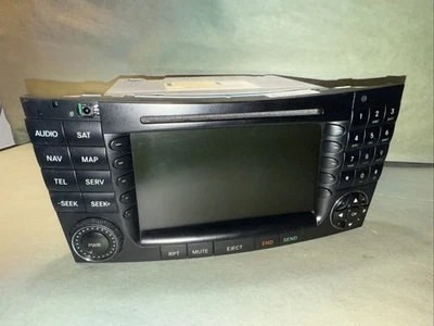 03-08 MERCEDES W211 E350 E500 UNIDAD PRINCIPAL PROBADA OEM NAVEGACIÓN RADIO PANTALLA CD Foto 1 de 4