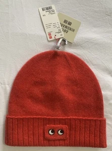 UNIQLO X ANYA HINDMARCH - Beanie-Mütze Damen rot 100 % reines Kaschmir *neu mit Etikett* - Bild 1 von 11