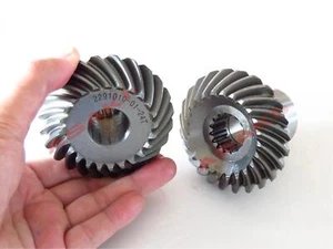 Engranaje superior para MERCURY MERCRUISER Alpha One Gen II 43-853640A2 18-6350,1,62:2,00 - Imagen 1 de 6