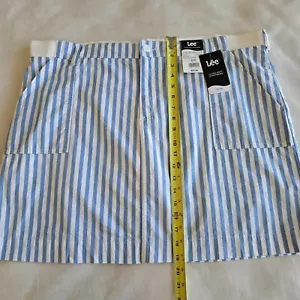 Lee 22 mittelblau weiß Streifen mittelhoher Bund Skort Rock über Shorts Taschen neu mit Etikett - Bild 1 von 15
