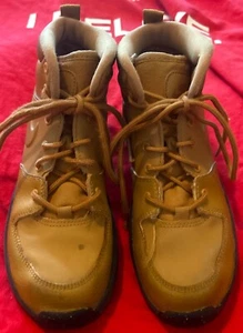 Nike Manoa Leather Hiking Boots Kids Boys Girls Wheat Black BQ5373-700 Youth 2Y - Picture 1 of 6