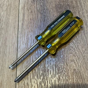 Master Mechanics 633P & Our Own Hardware #1 Phillips Screwdriver Yellow & Black - Picture 1 of 7