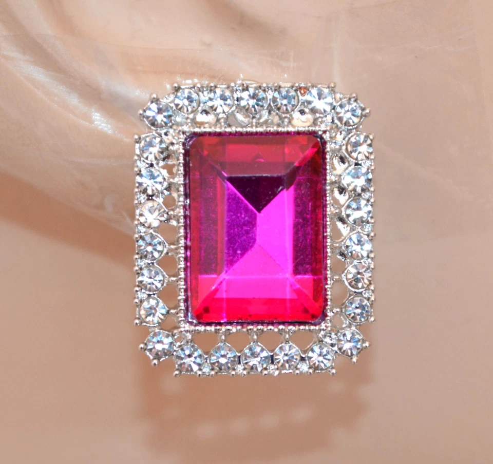 Orecchini a clips donna argento cristalli rosa fucsia bottone lobo strass UW45 - Immagine 1 di 1