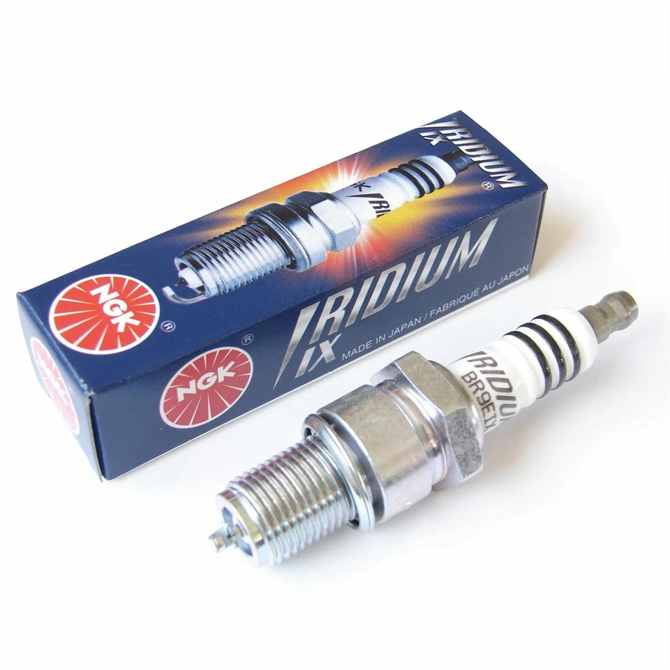 Genuine NGK 3981 Iridium Spark Plug fits Suzuki PE 400 1980 Foto 1 de 1