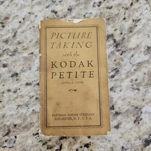 Antique Vintage Kodak Petite Picture Taking Manual Booklet Instructions - Picture 1 of 6