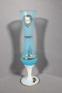 Opaline Vase mit Camee Italien , Opal Soliflor Vase in Blau/weiß H 27 cm - Bild 1 von 6