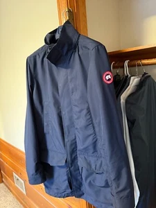 Canada Goose Crew Trench Hooded Style 2409M NAVY BLUE SIZE MEDIUM - Picture 1 of 6
