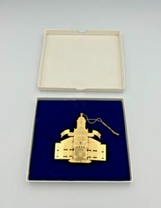 1989 Carver Hall Building Bloomsburg University Pa. Gold Metal Ornament in Box - Picture 1 of 7