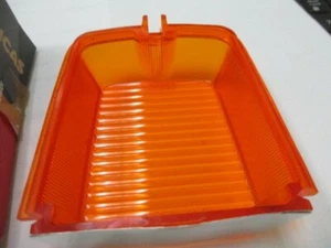 Hillman Husky 1963-1966 & Minx 1964-1966 NOS Lucas amber front lens 54571722 - Picture 1 of 4