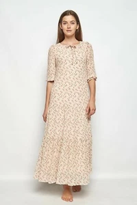 Women's Floral Maxi Dress - Picture 1 of 3