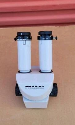 WILD HEERBRUGG SUIZA M3C CON OBJETIVO 15X / 17 Foto 1 de 4