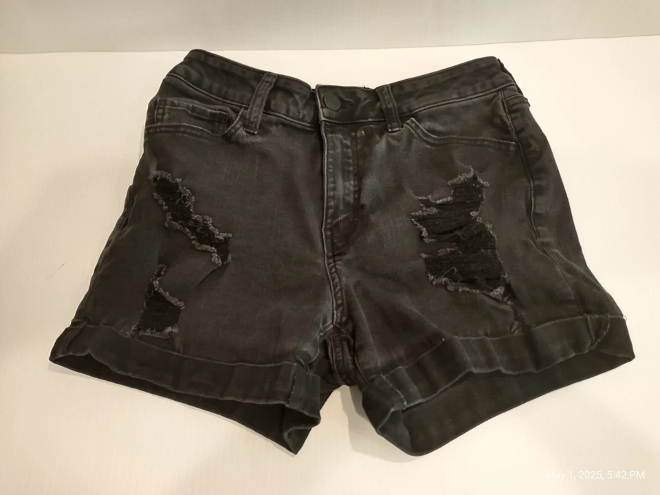 Pantalones Cortos de Jean SO Talla Alta Curvy Midi Talla 9 (Cintura 29) Para Mujer Negros Denim Elásticos Foto 1 de 4