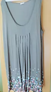 Sommerkleid grau - Größe 50 mit Blumendruck - Bild 1 von 2