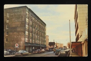 1940er Westward Hotel alte Autos gebrauchtes Auto Lot Anchorage AK Postkarte Alaska - Bild 1 von 2