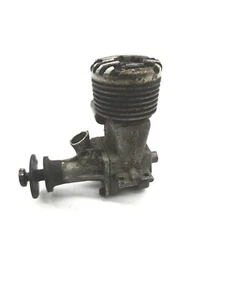 McCoy .19 Glow Ignition Model airplane engine 2 M4 - Picture 1 of 5