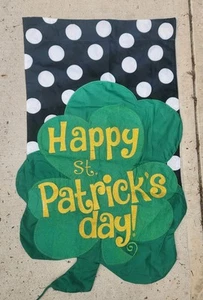 St. Patrick’s Day Shamrock Porch/Garden Flag/ Door Decor With Polka Dots 23x43 - Bild 1 von 2