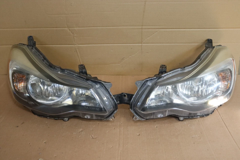 2012-2014 Subaru Impreza /2013-2015 XV Crosstrek oem Front Headlights Pair LH RH - Image 1 of 4