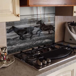 PARED POSTERIOR DE COCINA protección contra salpicaduras cocina vidrio templado caballo animales gris - Imagen 1 de 3