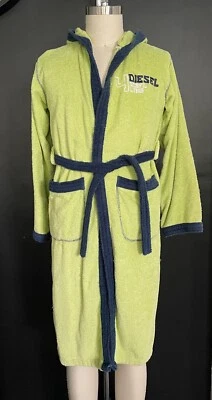 DIESEL BOYS HOODED BATHROBE 100% COTTON GREEN COLOR SIZE XL - Image 1 of 3