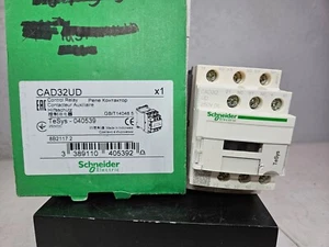 SCHNEIDER ELECTRIC CAD32U7 CONTROL RELAY (NEW) - FAST SHIP!💨✅ - Picture 1 of 14