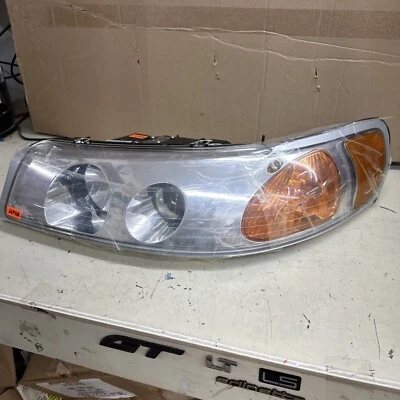 Faro delantero derecho Ford YW1Z-13008-BB 2004 Lincoln Town Car nuevo de Lote Antiguo Foto 1 de 4