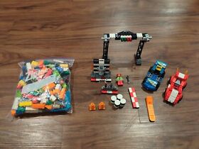 LEGO Juniors Race Car Rally #10673 Playset Set Figure Accessories