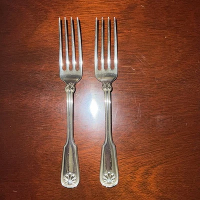 Tiffany & Co. Horquillas de almuerzo Shell & Thread Sterling de 6-3/4" (4), sin monograma Foto 1 de 2