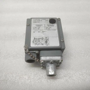 SQUARE-D 9012 GAWM-6 H3Y1 PRESSURE SWITCH 9012GAWM6H3Y1 - Picture 1 of 10