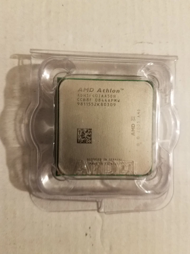 AMD Athlon 1640 2.6 GHz 1 MB L2 Cache Socket AM2 CPU ADH1640IAA5DH - Image 1 of 4