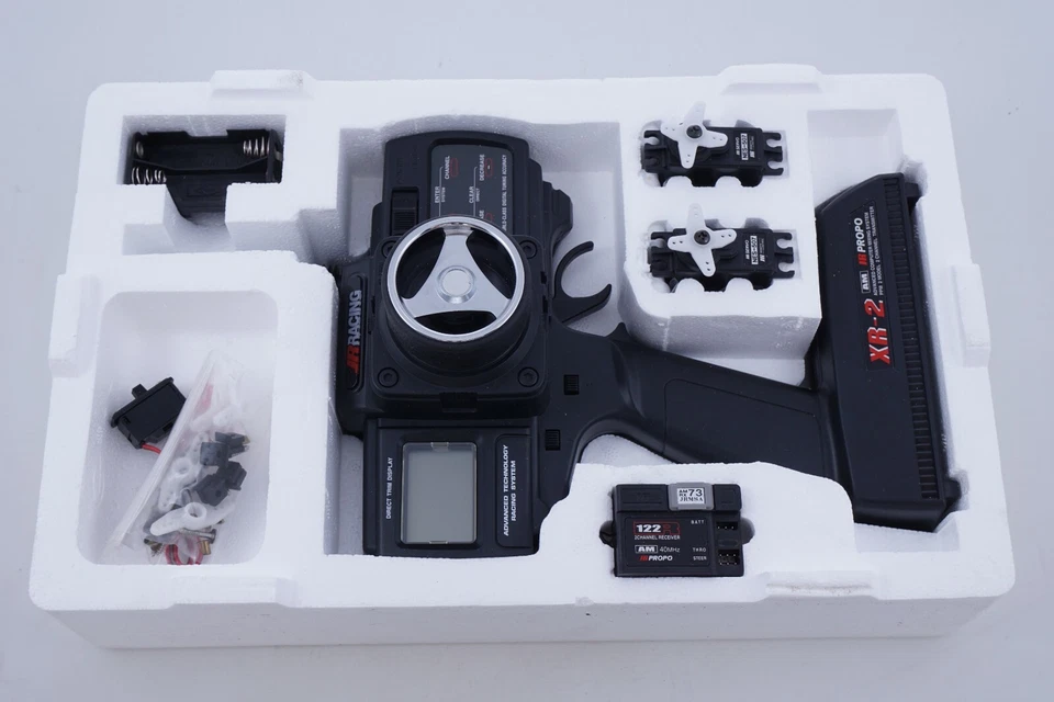 JR Propo Radio Control XR-2 Am + Rx +2 Serving Vintage Modeling - Image 1 of 1