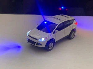 Greenlight 1:64 Custom 2013 Ford Escape Unmarked Police Car With LED lights - Picture 1 of 9