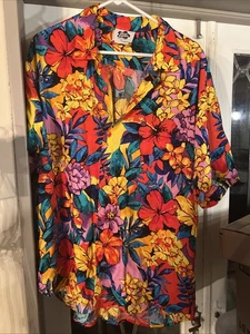 Hilo Hattie Hawaiian Shirt Men's XL Medium Aloha Floral Hawaii Button Up Casual - Picture 1 of 4