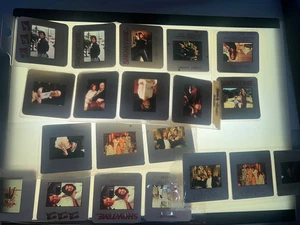 LARGE LOT 200+ Celebrity ORIGINAL LOT 35MM SLIDES MOVIE TV SHOWS PRESS KIT - Picture 1 of 12