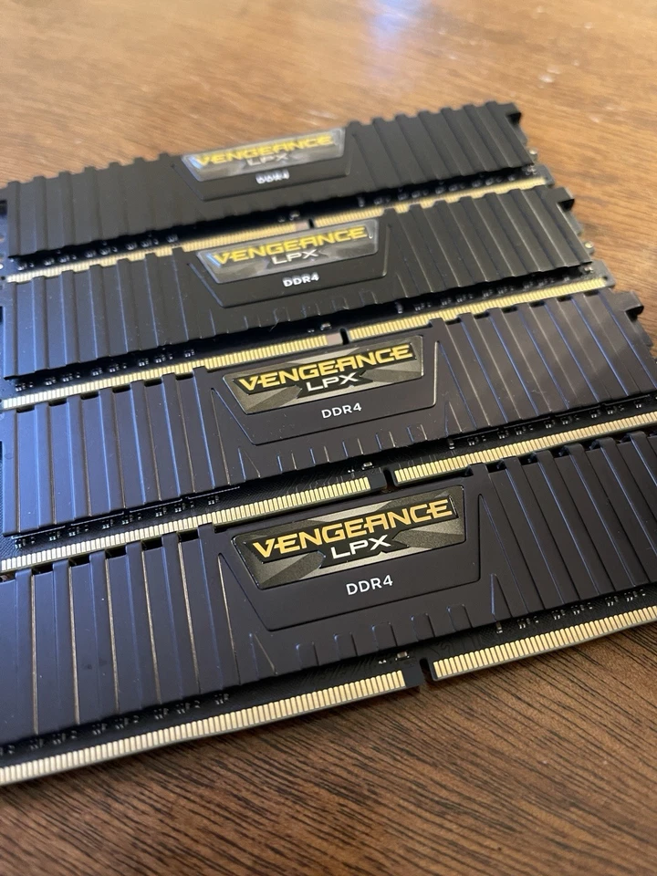 Corsair Vengeance LPX 32GB DDR4 Black RAM Memory (4x8GB, 3600MHz) - Image 1 of 3