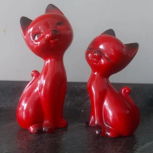 Love Cats Katzen-Paar Pärchen Keramik Rot Figuren Tiere Kätzchen 70er -Vintage - Bild 1 von 1