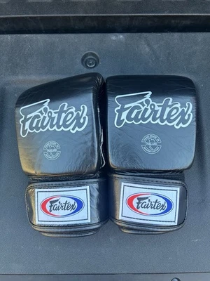 Luvas Fairfax Muay Thai bolsa TG03 polegar aberto excelente estado - Imagem 1 de 4