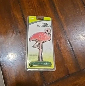 Flamingo Pink Cobs - Picture 1 of 4