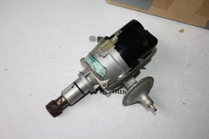 NOS LUCAS 25D6 distributor 40854, FORD ANGLIA 105E, possibly LOTUS CORTINA - Picture 1 of 4