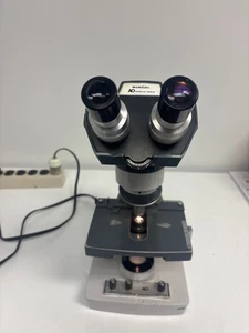 American Optical AO One-Ten Phase Contrast Microscope with Objectives - Picture 1 of 5
