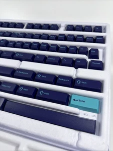 DROP GMK Laser Synthwave M170 Base Kit - ABS Doubleshot Cherry Profile Keycaps - Picture 1 of 10