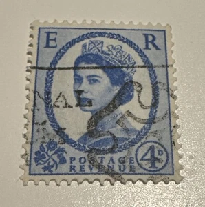 Estampilla postal vintage E R Wilding Queen Elizabeth II púrpura 1955 Inglaterra rara - Imagen 1 de 2