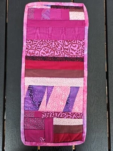 Patchwork Pink Quilt Tischläufer 19 x 42 cm - Bild 1 von 6