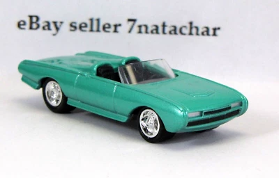 1961 1962 1963 Ford Thunderbird Collectible 1/64 Scale Diecast Diorama Model H - Image 1 of 4